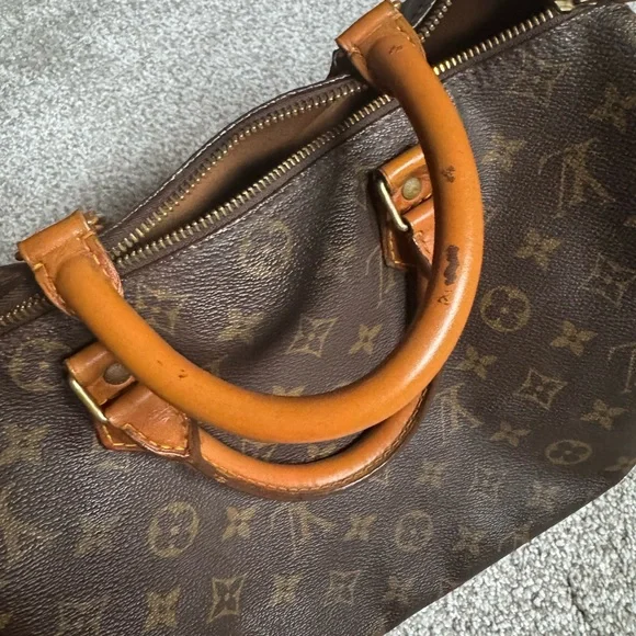 Louis Vuitton Duffle - Picture 4 of 8